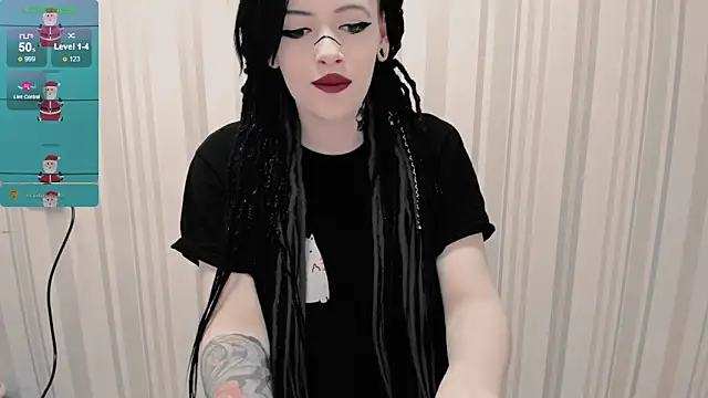 Snapshot of AlternativePolly chatting on 10-23-25, 06:02 AlternativePolly online show from 10-23-25, 06:02
