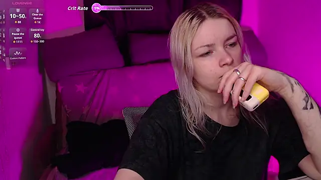 CherryNight6 online show from 03-18-26, 09:07