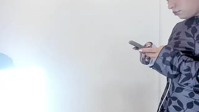 SweetKata  online show from 10-28-25, 07:16