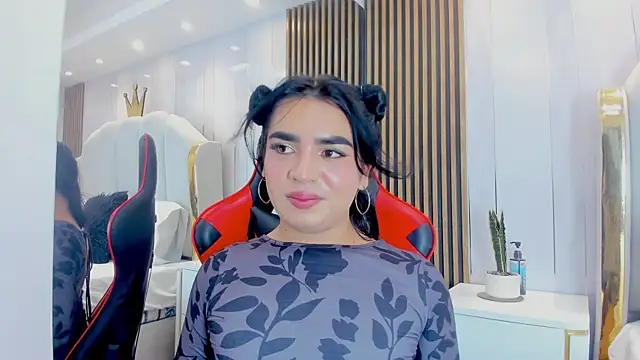 SweetKata  online show from 11-06-25, 09:48