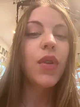 elliepixie online show from 06-21-26, 12:24