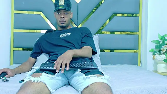 Neytanmalcon online show from 11-22-25, 09:03