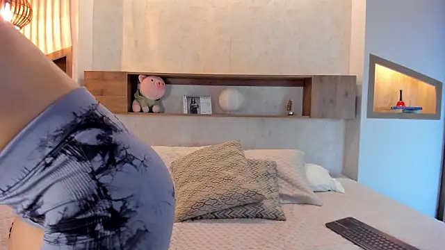 sophie duval online show from 02-17-26, 10:05