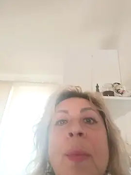 Snapshot of Anabel-455 chatting on 10-25-25, 11:40 Anabel-455 online show from 10-25-25, 11:40