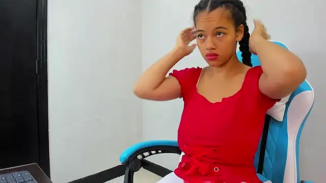 agata18  online show from 11-12-25, 12:38