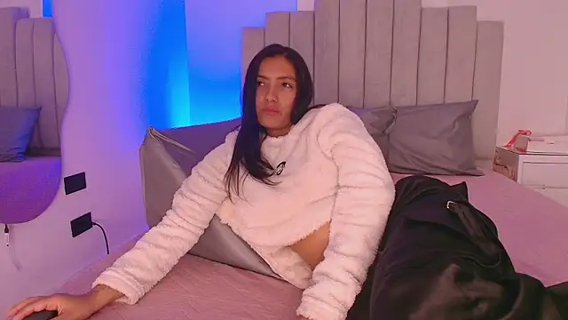 ellisrossi online show from 03-06-26, 08:38