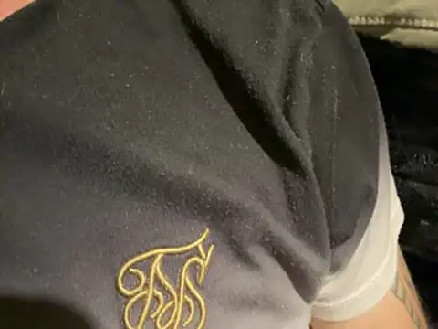 plymouthlad82 online show from 03-30-26, 11:39