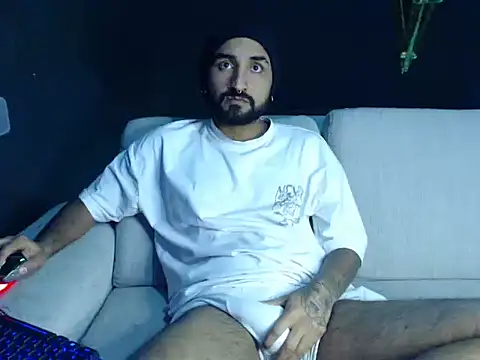  xsebassx  online show from 10-25-25, 04:20