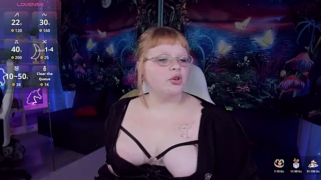 LottieReed online show from 11-18-25, 03:49