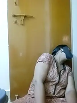 tamilammu1431 online show from 12-18-25, 05:19