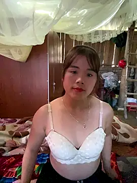 nachi-baby online show from 10-28-25, 01:20