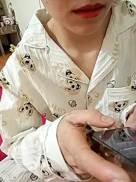 Cherry Le02 online show from 01-11-26, 05:18