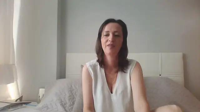 ArianaStarr online show from 06-01-26, 07:10