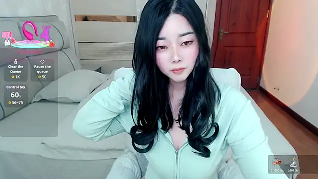 Xiaodie-baby online show from 11-05-25, 01:33