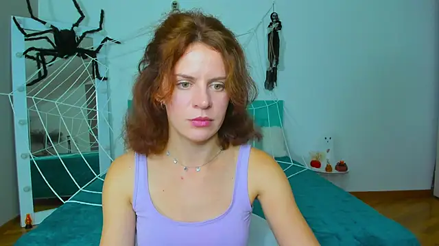 Snapshot of Lina_muse_ chatting on 10-23-25, 01:21 Lina muse online show from 10-23-25, 01:21