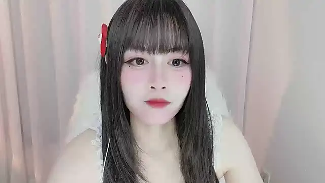 Snapshot of -zhuzhu-999- chatting on 06-06-26, 07:29 -zhuzhu-999- online show from 06-06-26, 07:29