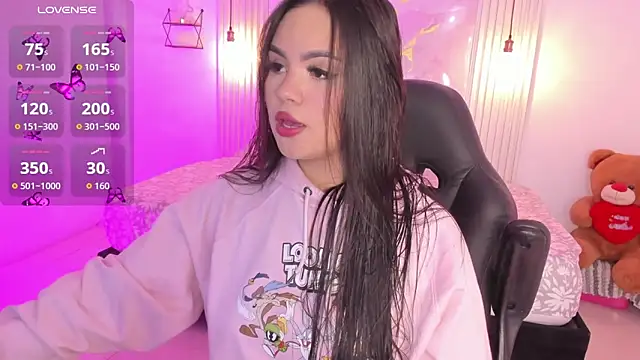 Snapshot of amber_white15 chatting on 03-19-26, 02:59 amber white15 online show from 03-19-26, 02:59