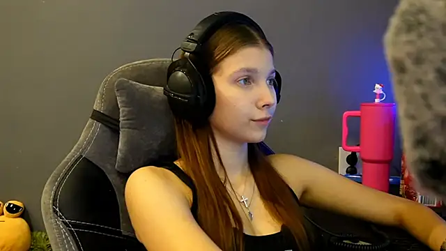 Softixq online show from 12-20-25, 03:19