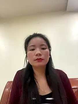 Bee Yellow00 online show from 11-04-25, 04:33