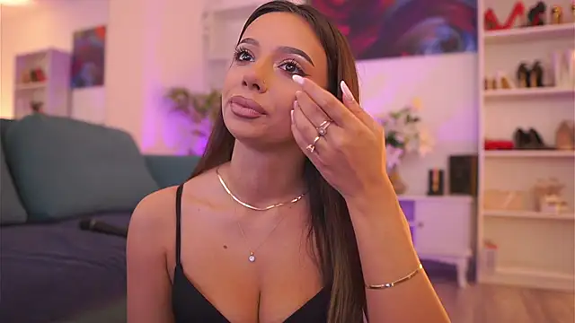 Aisha Bee online show from 02-02-26, 10:36