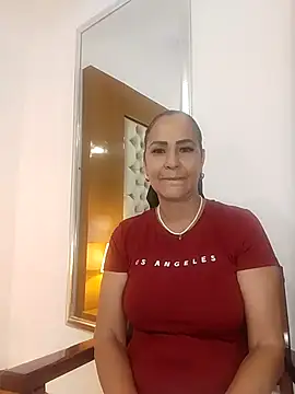 EmperatrizMilf online show from 12-22-25, 11:18