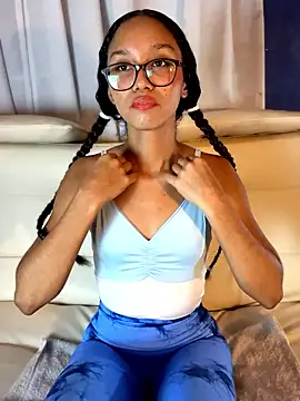 GiselleVice online show from 12-19-25, 08:16