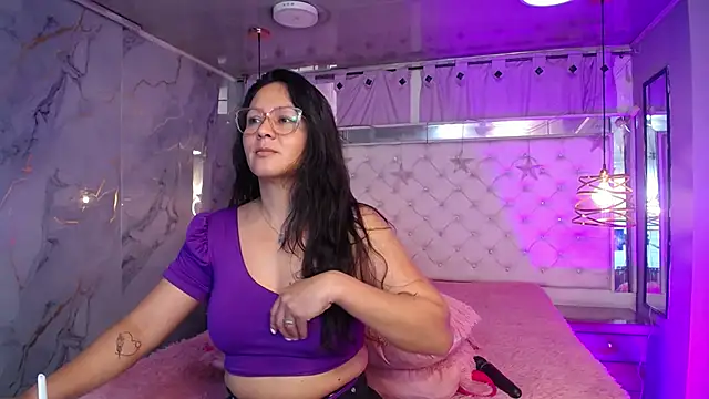 Melissa-roberts online show from 03-05-26, 01:51