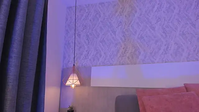 Vittoria  rossi online show from 04-18-26, 07:58