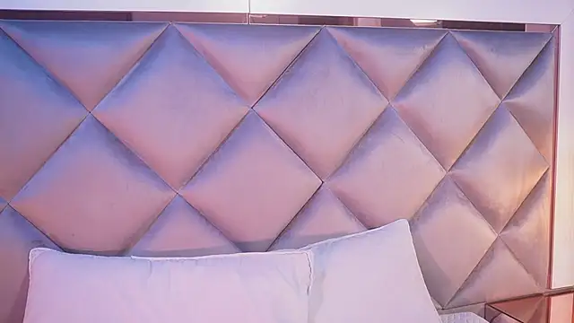  giggy 2 online show from 04-09-26, 11:37