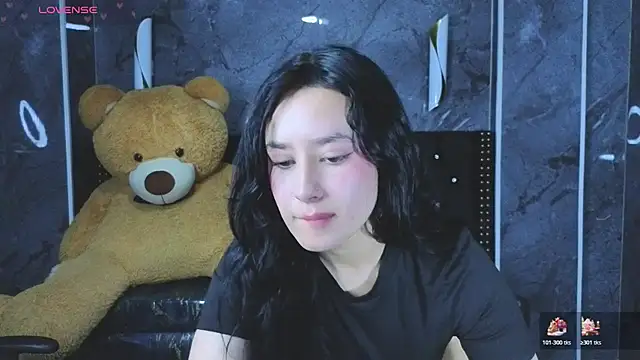 Aleja05 b online show from 12-14-25, 03:17