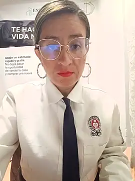 Valentina--1 online show from 05-15-26, 10:22