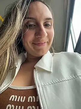 sarah honey   online show from 11-20-25, 03:34