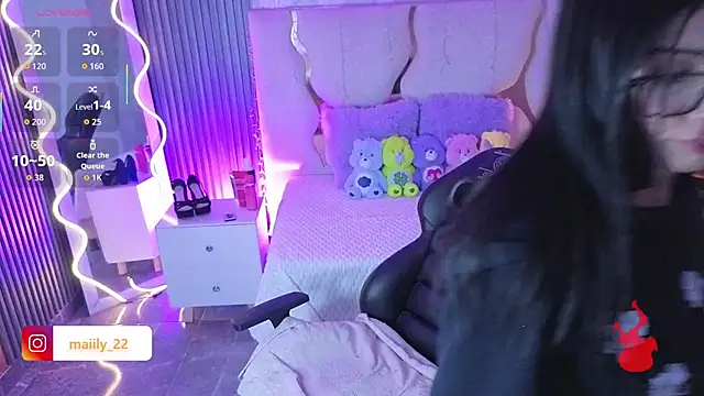 MAIILY TAY online show from 01-11-26, 11:48