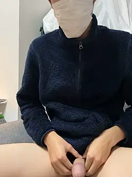 Snapshot of HERO113211 chatting on 10-24-25, 11:39 HERO113211 online show from 10-24-25, 11:39