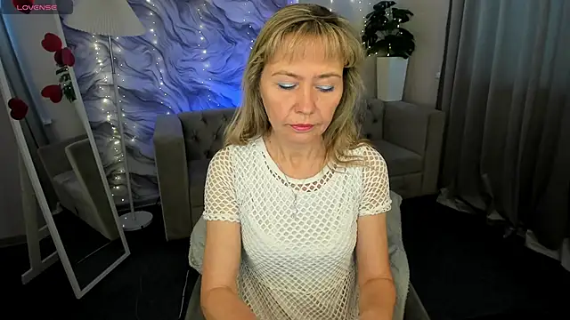 Carla Vogue online show from 02-06-26, 11:13