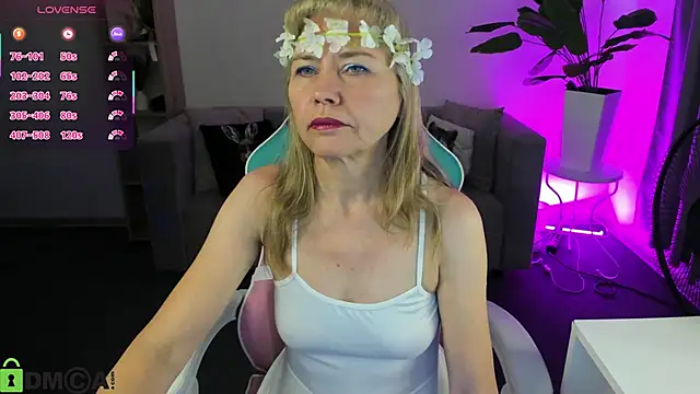 Carla Vogue online show from 02-23-26, 10:56