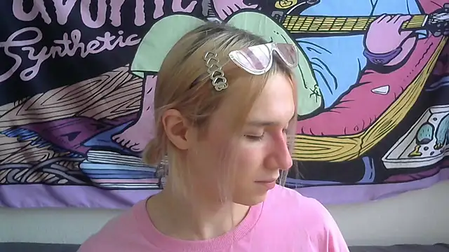 Snapshot of icebenz chatting on 06-26-26, 11:03 icebenz online show from 06-26-26, 11:03