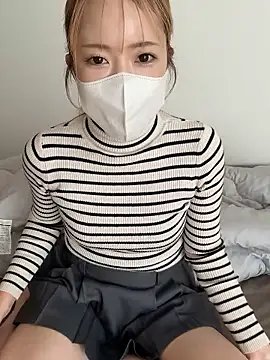 Snapshot of chi_chan69 chatting on 11-11-25, 03:50 chi chan69 online show from 11-11-25, 03:50