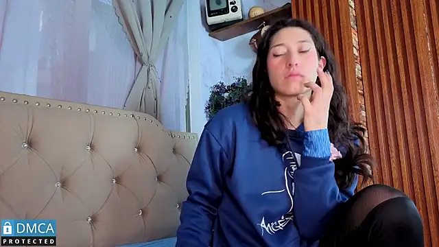 Snapshot of eva_delight_ chatting on 01-14-26, 11:05 eva delight online show from 01-14-26, 11:05