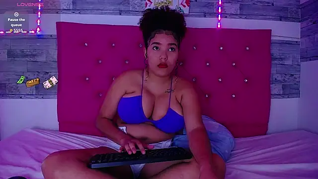 Biignaturalboobs  online show from 01-15-26, 06:33