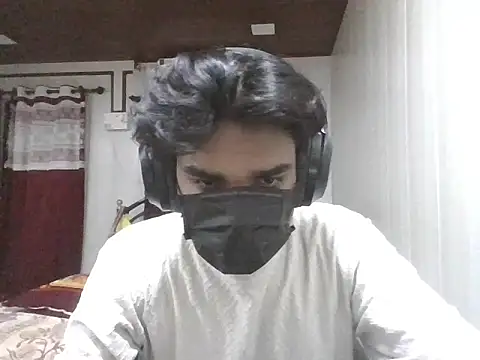 Snapshot of kriZ08 chatting on 08-03-26, 11:26 kriZ08 online show from 08-03-26, 11:26