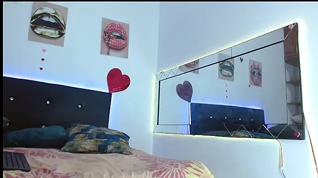 antonella pink2 online show from 01-15-26, 01:05