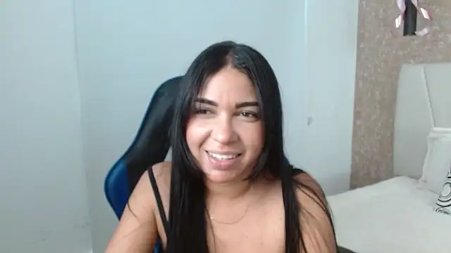 AliceSmity  online show from 12-19-25, 06:04