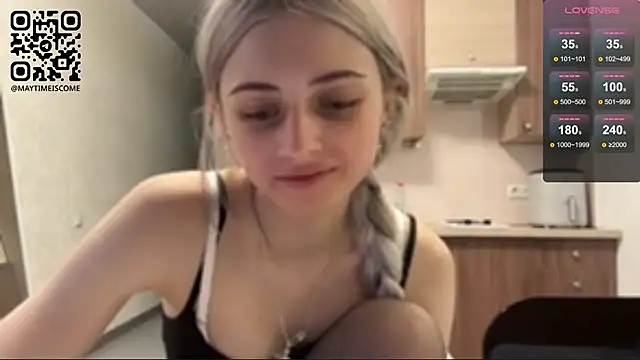 AidaGloshen online show from 05-25-26, 01:39