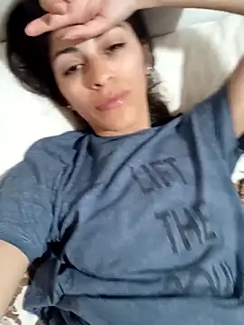 Snapshot of besosseductores chatting on 11-04-25, 09:41 besosseductores online show from 11-04-25, 09:41