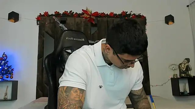 MATEO DILUCA online show from 12-17-25, 10:10