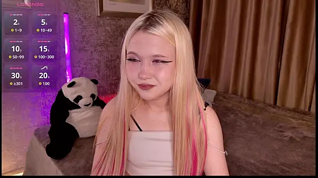 VivieSunn online show from 04-30-26, 03:07