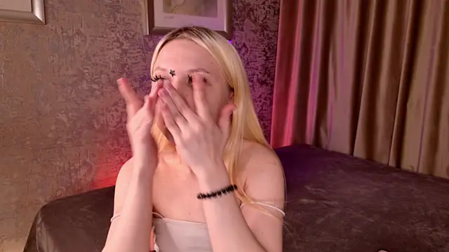 VivieSunn online show from 06-05-26, 02:56