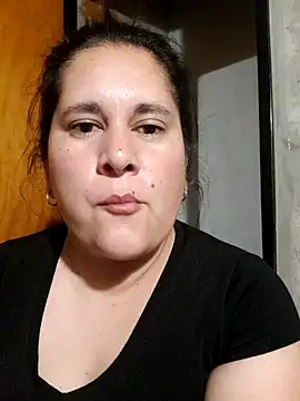 Clara Arg online show from 11-15-25, 02:20