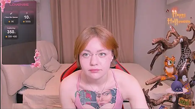 Snapshot of Stasy_Woow chatting on 10-25-25, 01:29 Stasy Woow online show from 10-25-25, 01:29